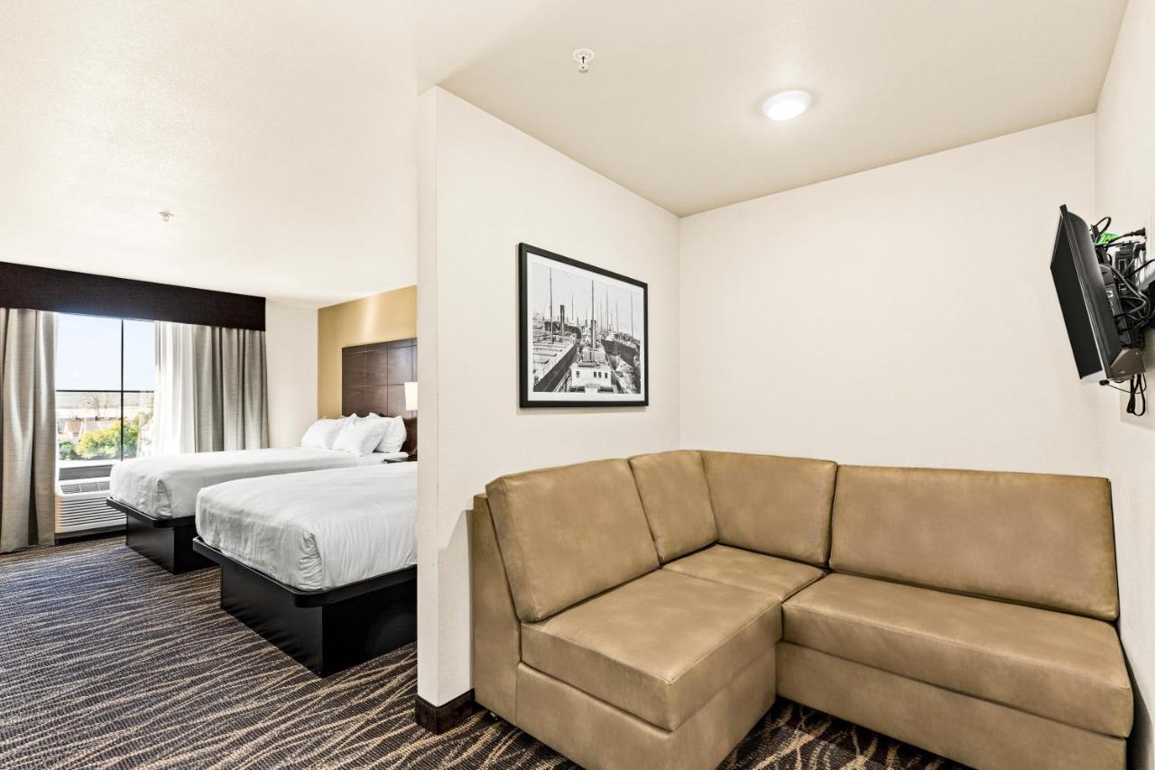 Cobblestone Hotel & Suites Superior Kültér fotó