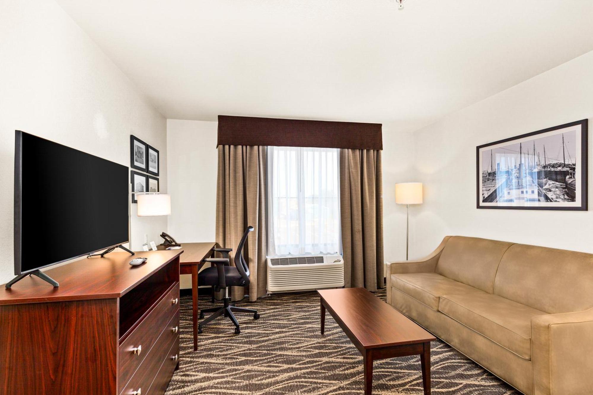 Cobblestone Hotel & Suites Superior Kültér fotó