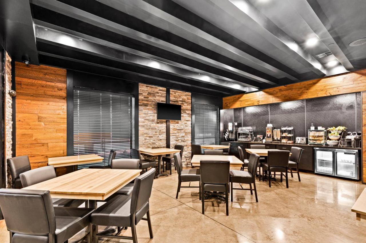 Cobblestone Hotel & Suites Superior Kültér fotó